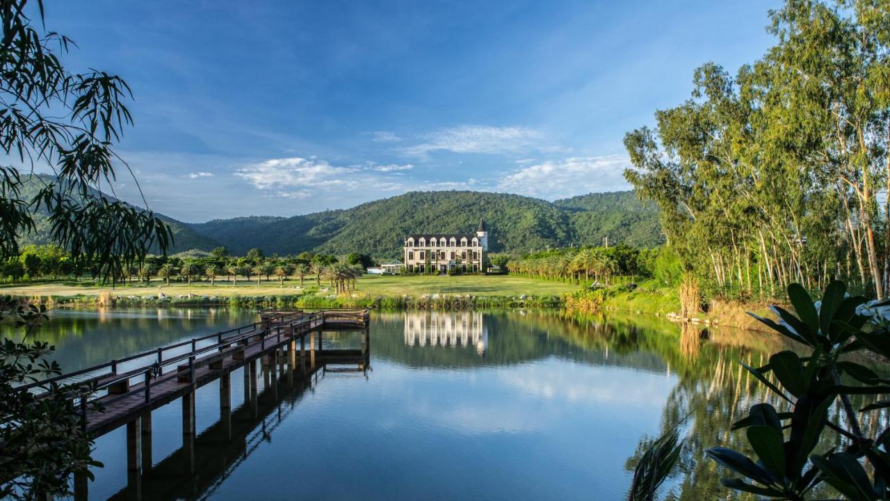 Chateau De Khaoyai Hotel & Resort Khao Yai National Park Exterior photo