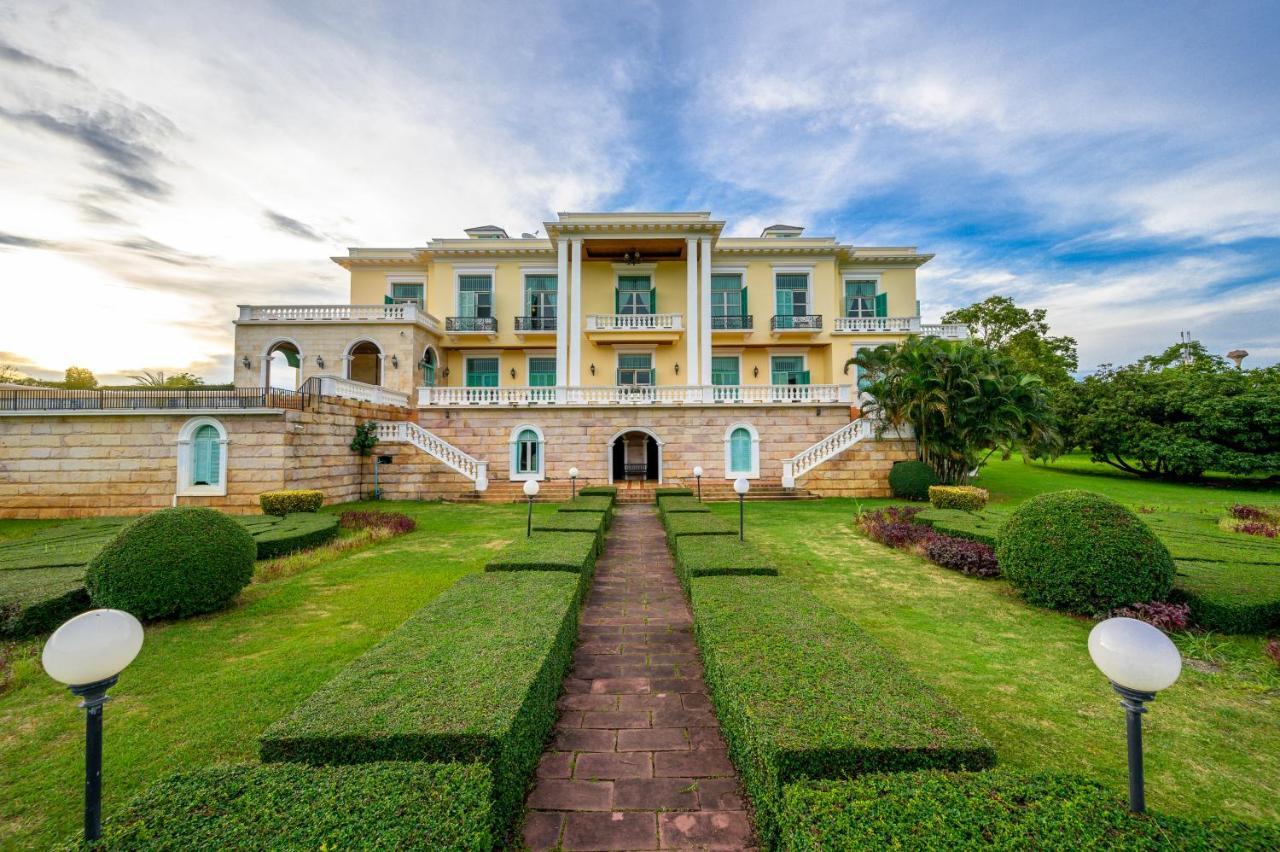 Chateau De Khaoyai Hotel & Resort Khao Yai National Park Exterior photo